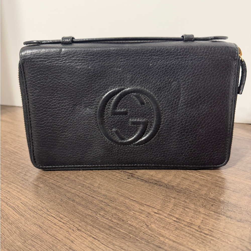 Gucci Black Leather Organizer